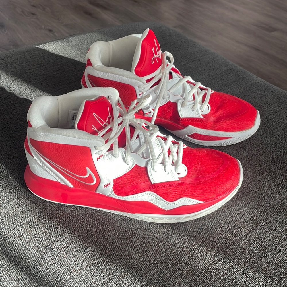 Men’s Nike Kyrie Infinity Basketball Shoes 11